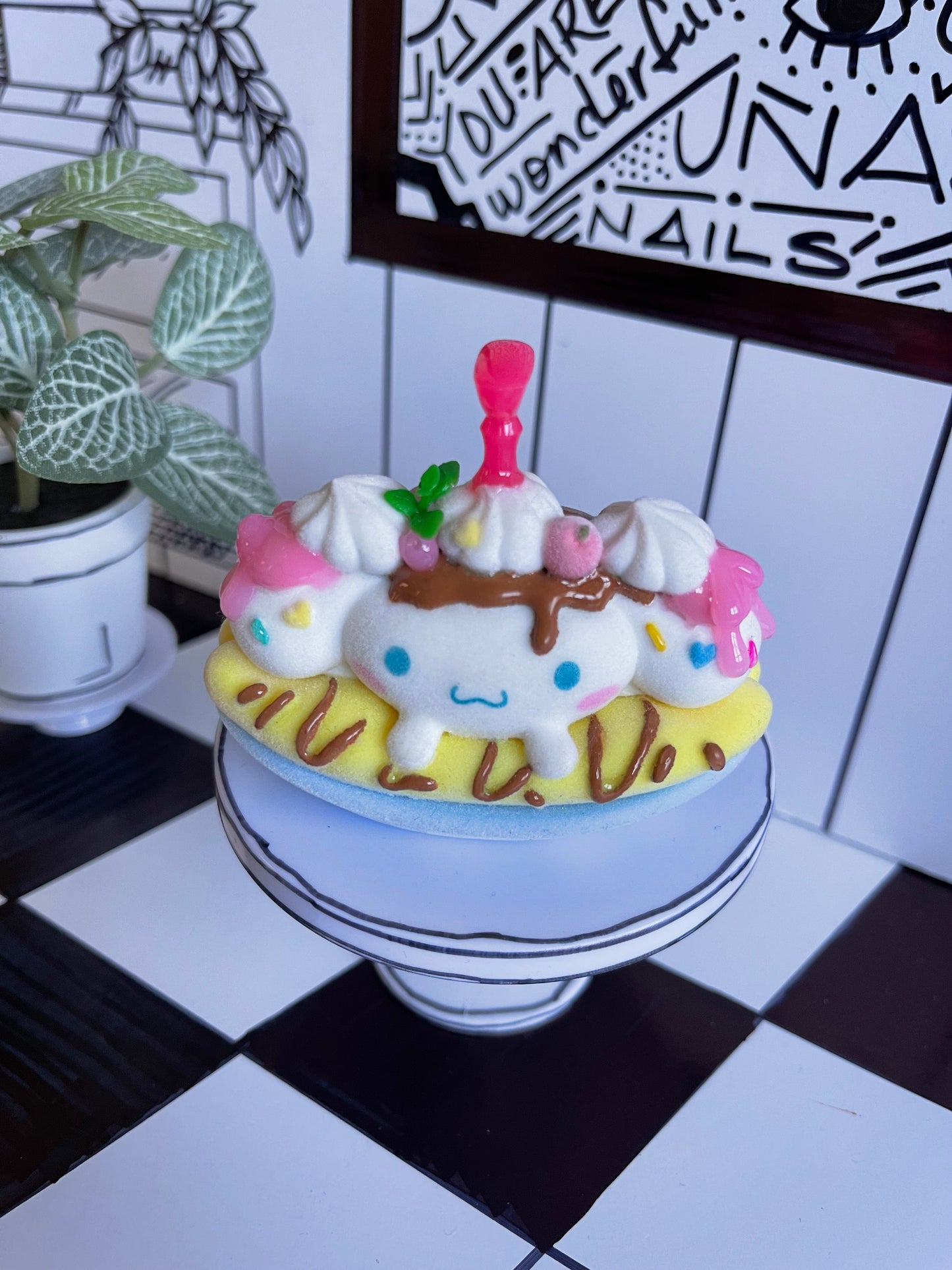 BANANA SPLIT